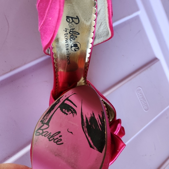 Barbie by Town shoes - Picture 2 of 5